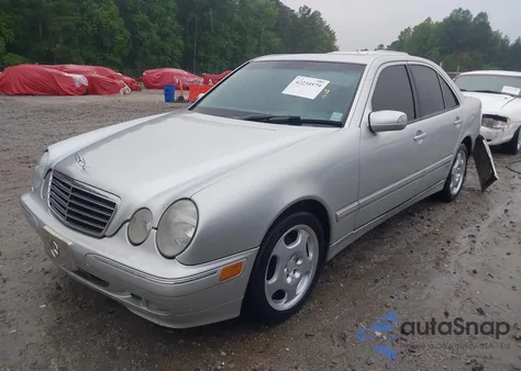 2001 Mercedes-Benz E 430 z USA, uszkodzony, nr VIN WDBJF70JX1B281328